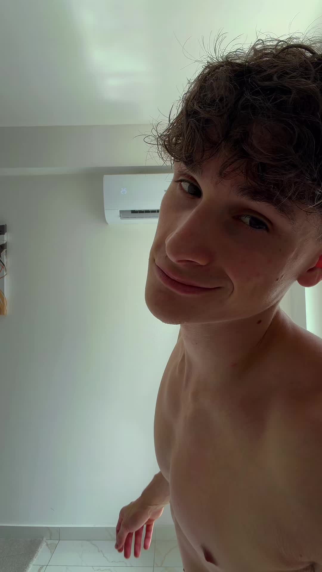 @Tommywildex2