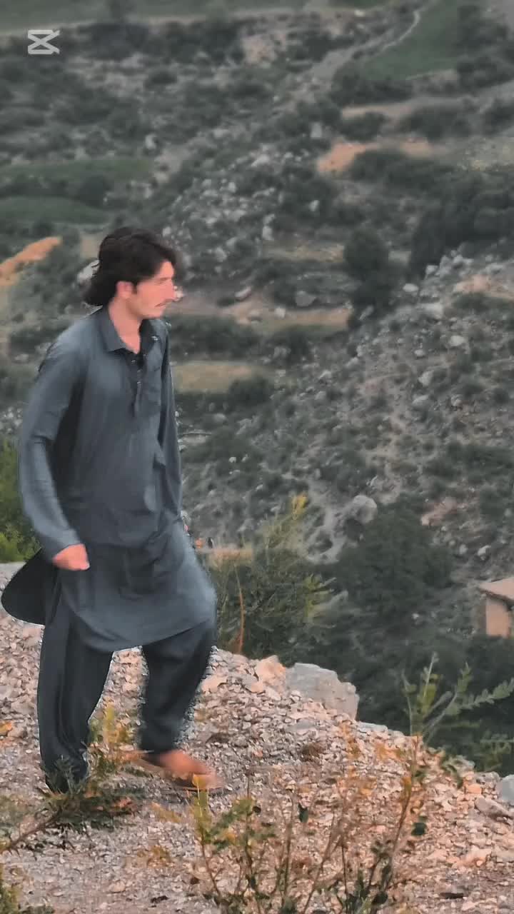 @𝕊ℍ𝔸𝕂𝕀ℝ 𝔾𝕌𝕃𝕃𝕀🚩