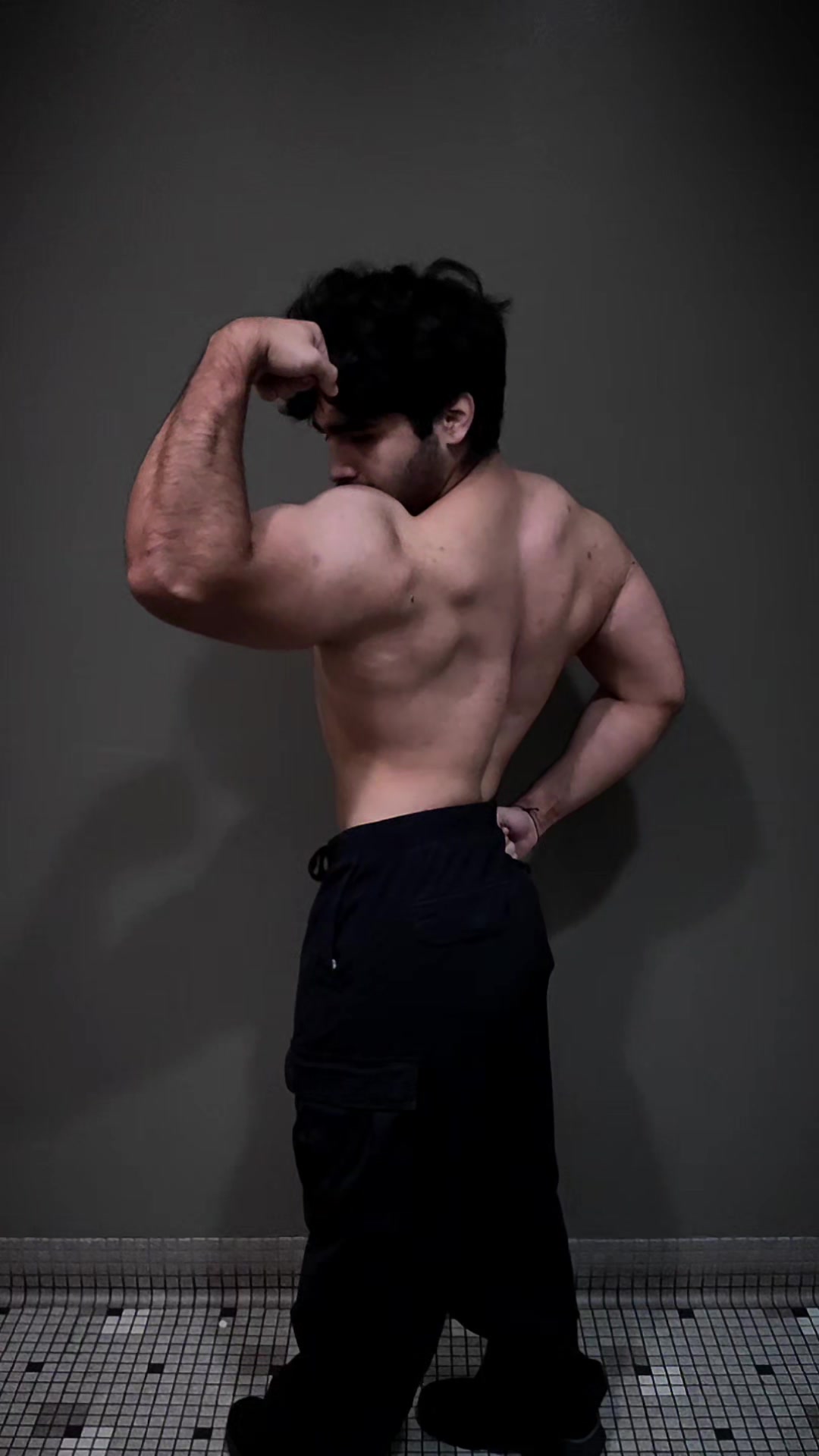 @RK.GOHIZI