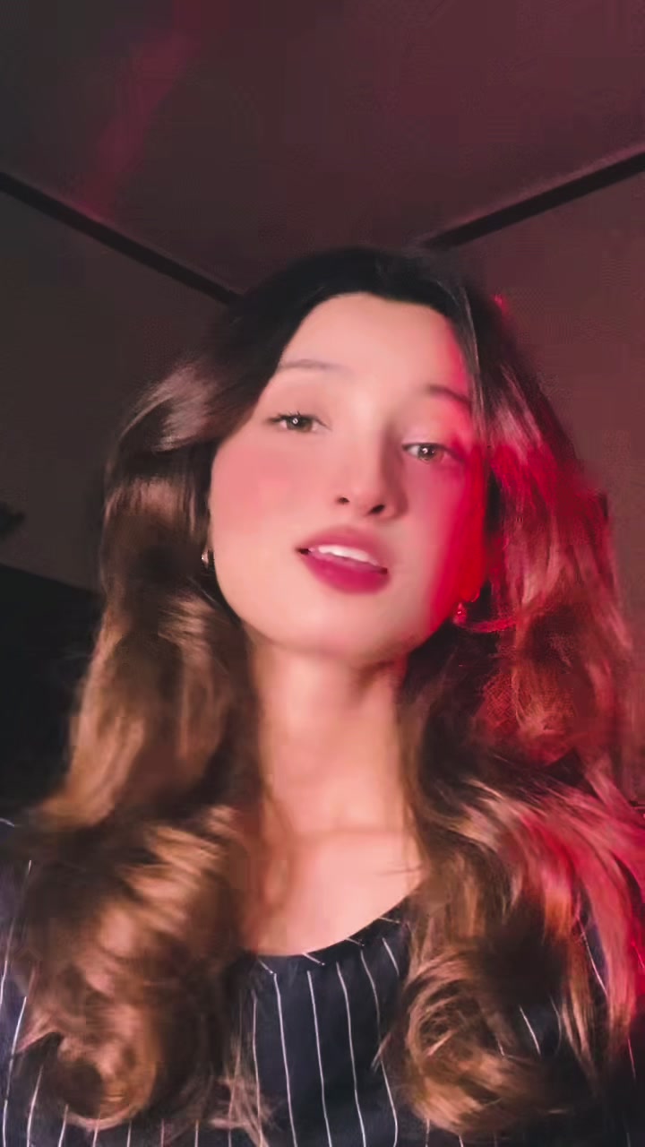 @HAREEM BAIG 🖤