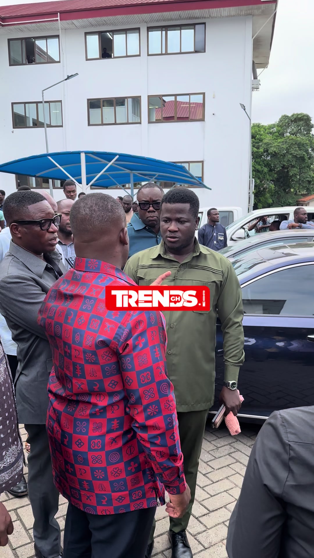 @TRENDS GH