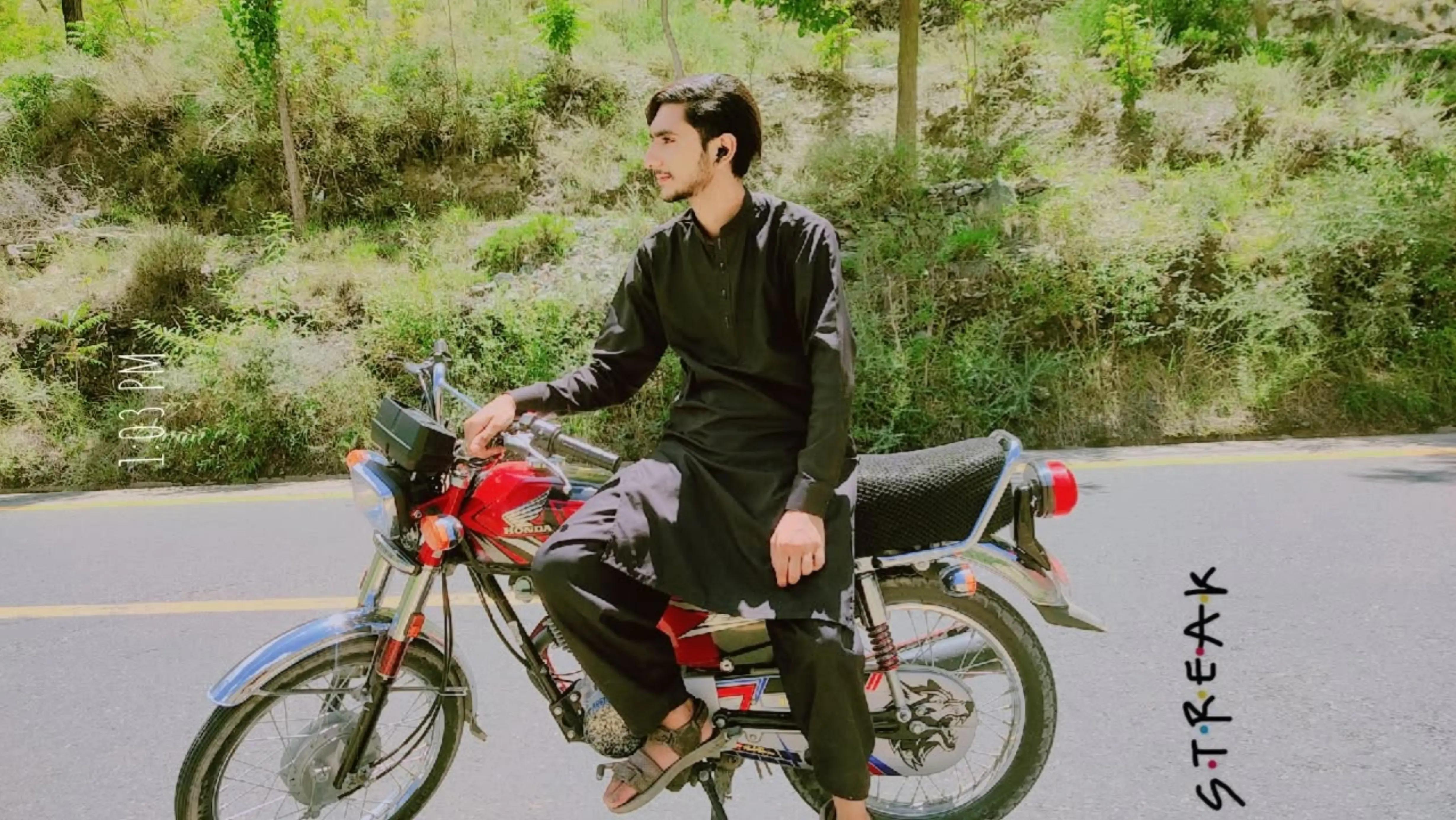 @Akash mughal🕊️
