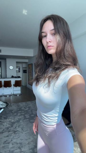 @Mia