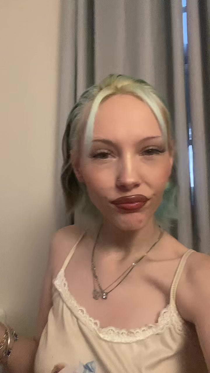 @that_blue_eyed.bitch