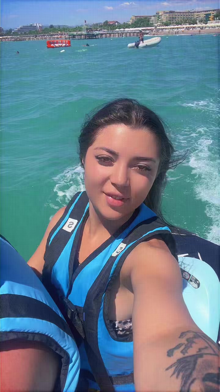 @Madalina Elena💫