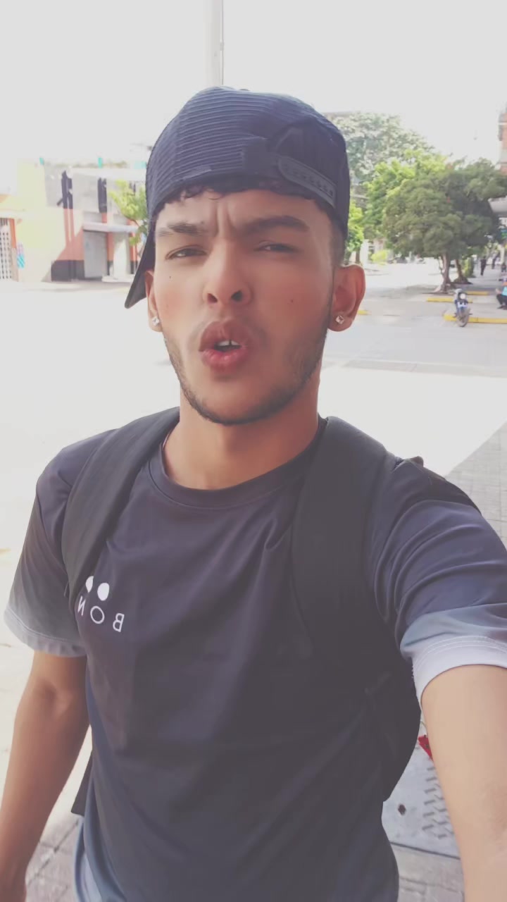 @Alejandro