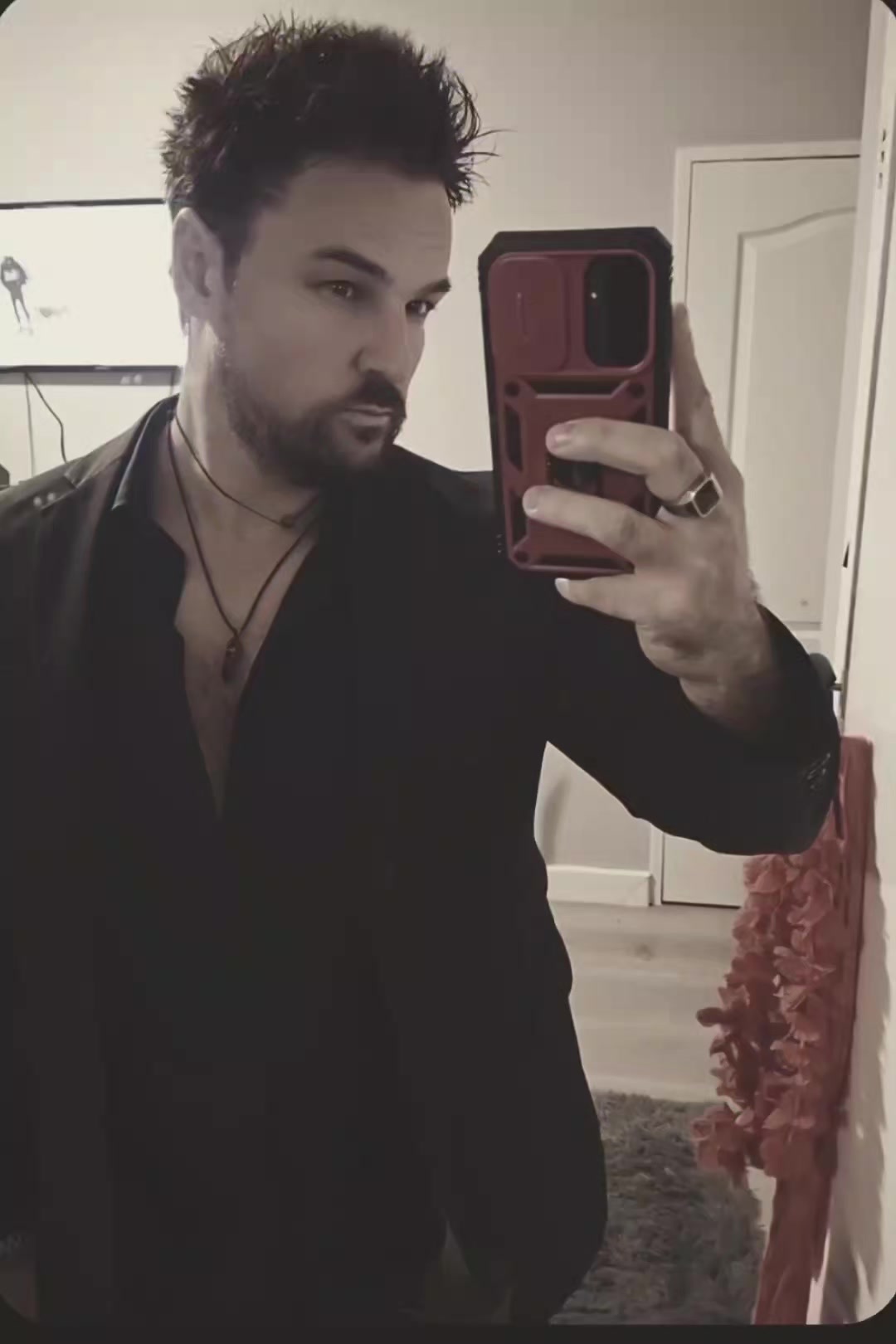 @🐺𝙂𝙍𝘼𝙔_𝙒𝙊𝙇𝙁🐺