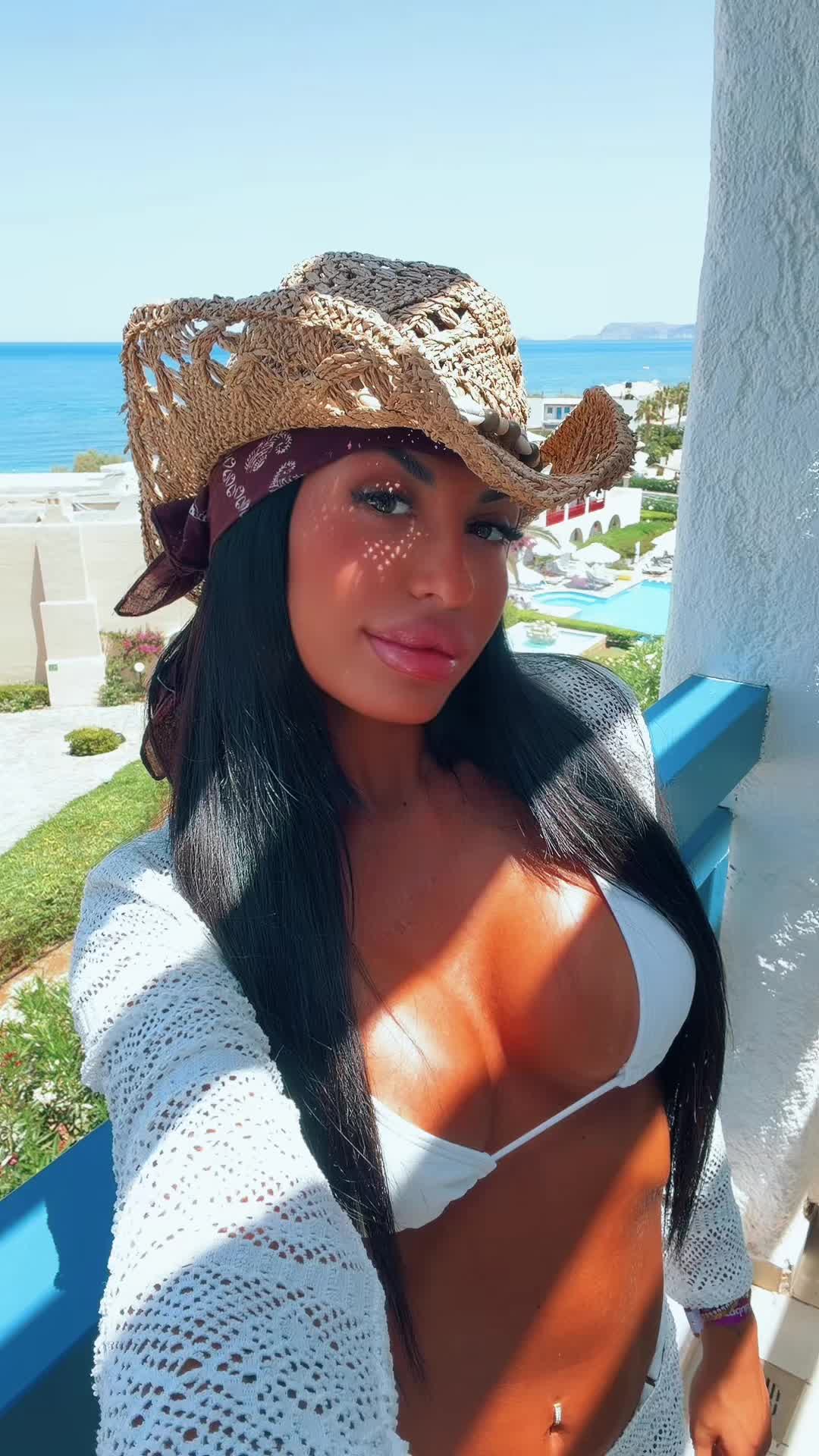 @sharon ospite