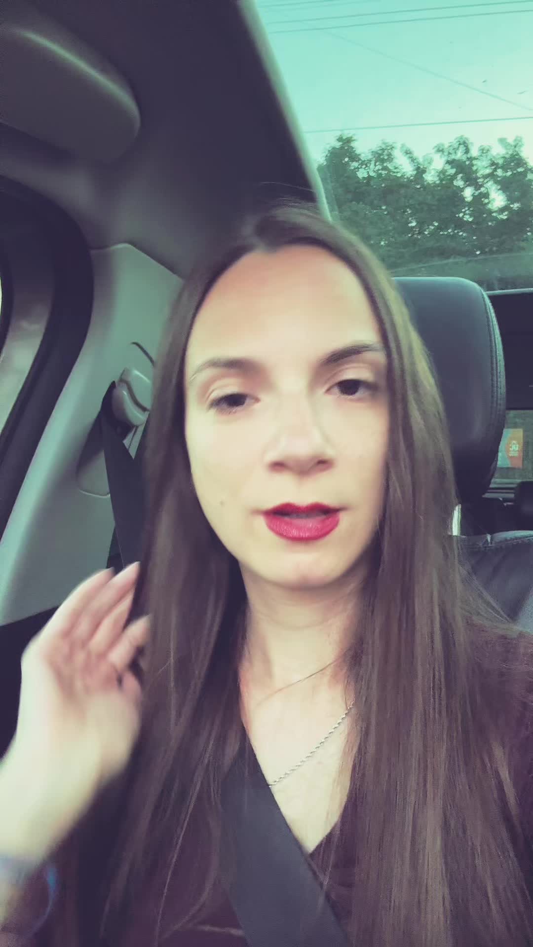 @Pint&eacute;r Kitti 🧚&zwj;♀️