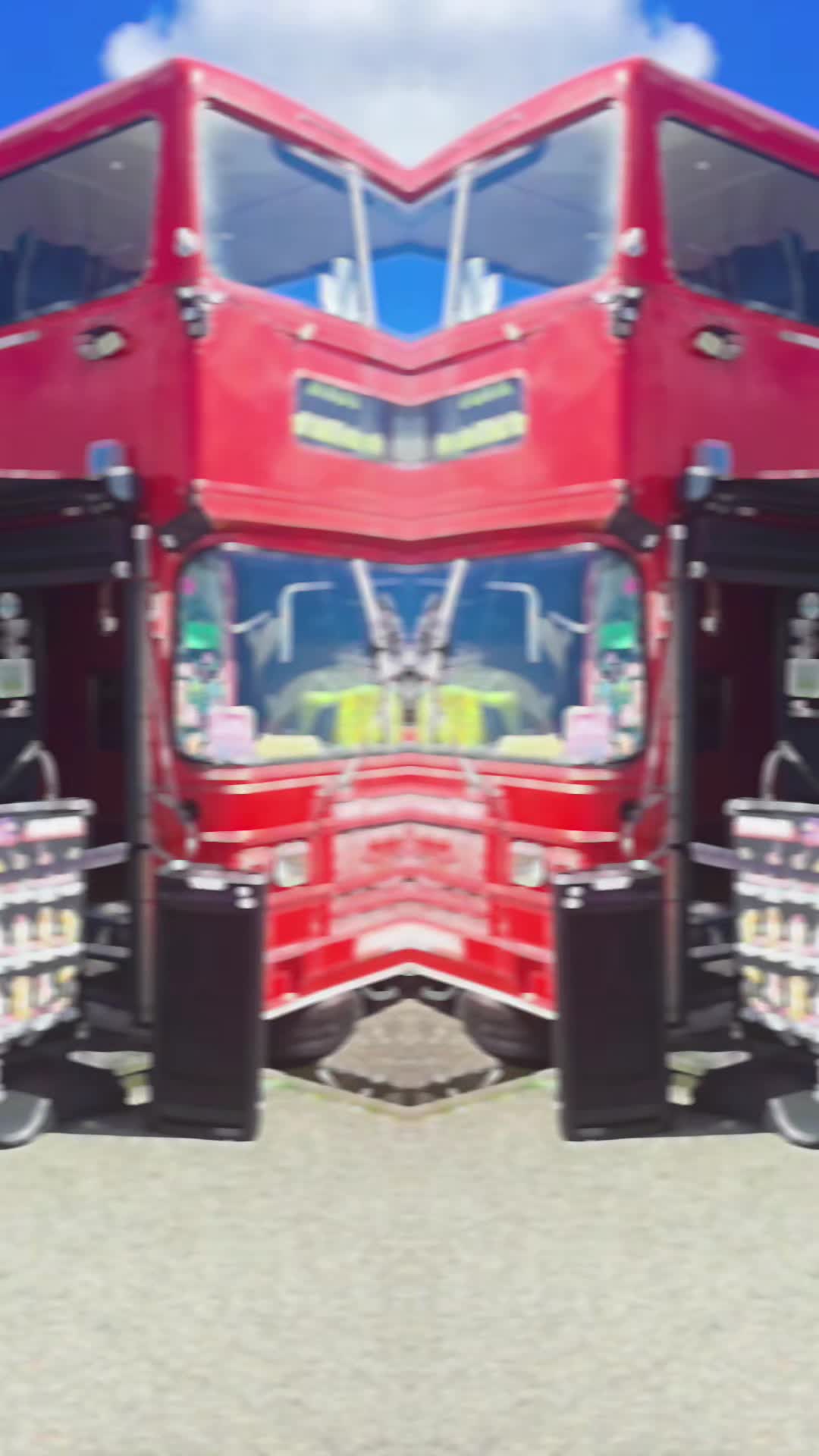 @TheHighlanderBus&reg;️