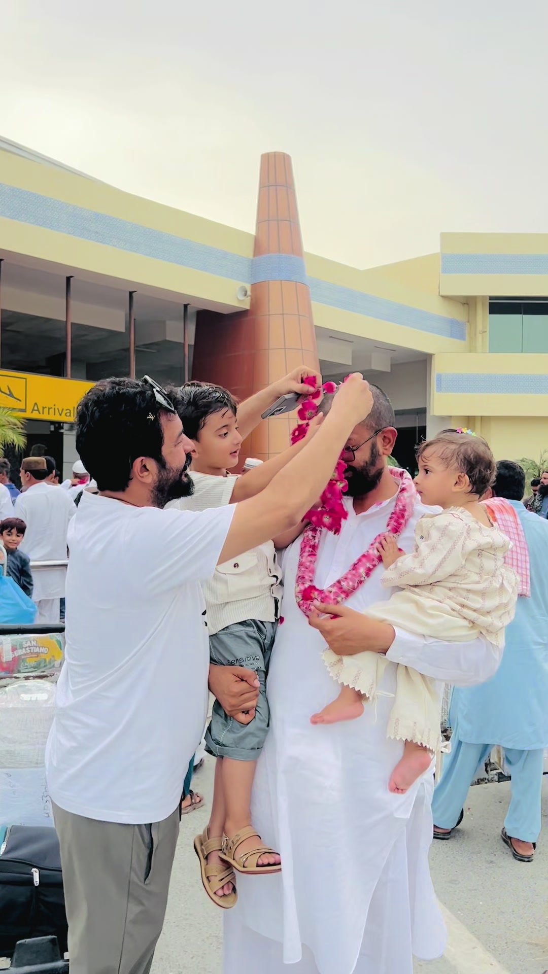 @❤️علی بھائی ہنڈا شوروم والے ❤️
