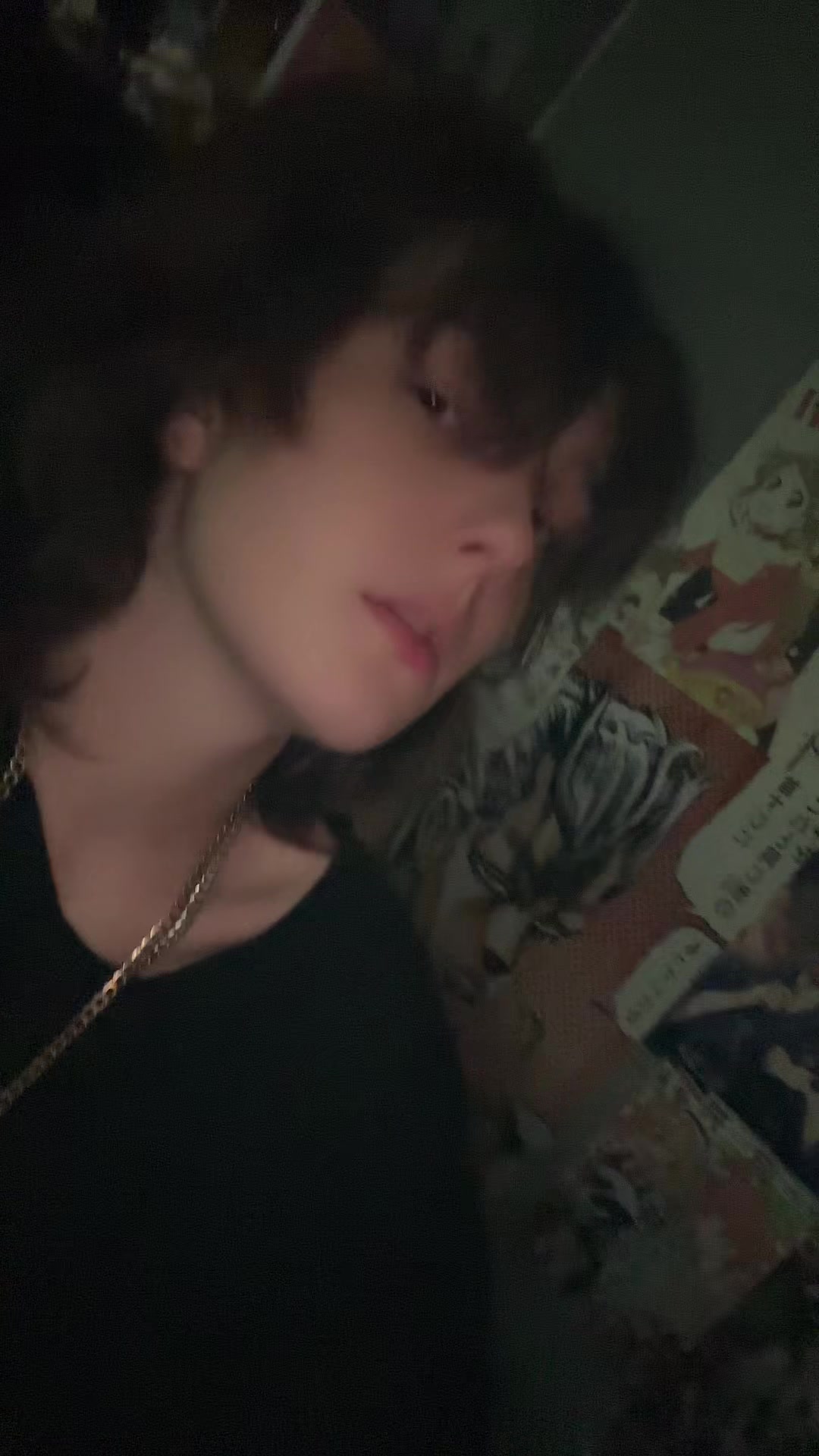 @:3