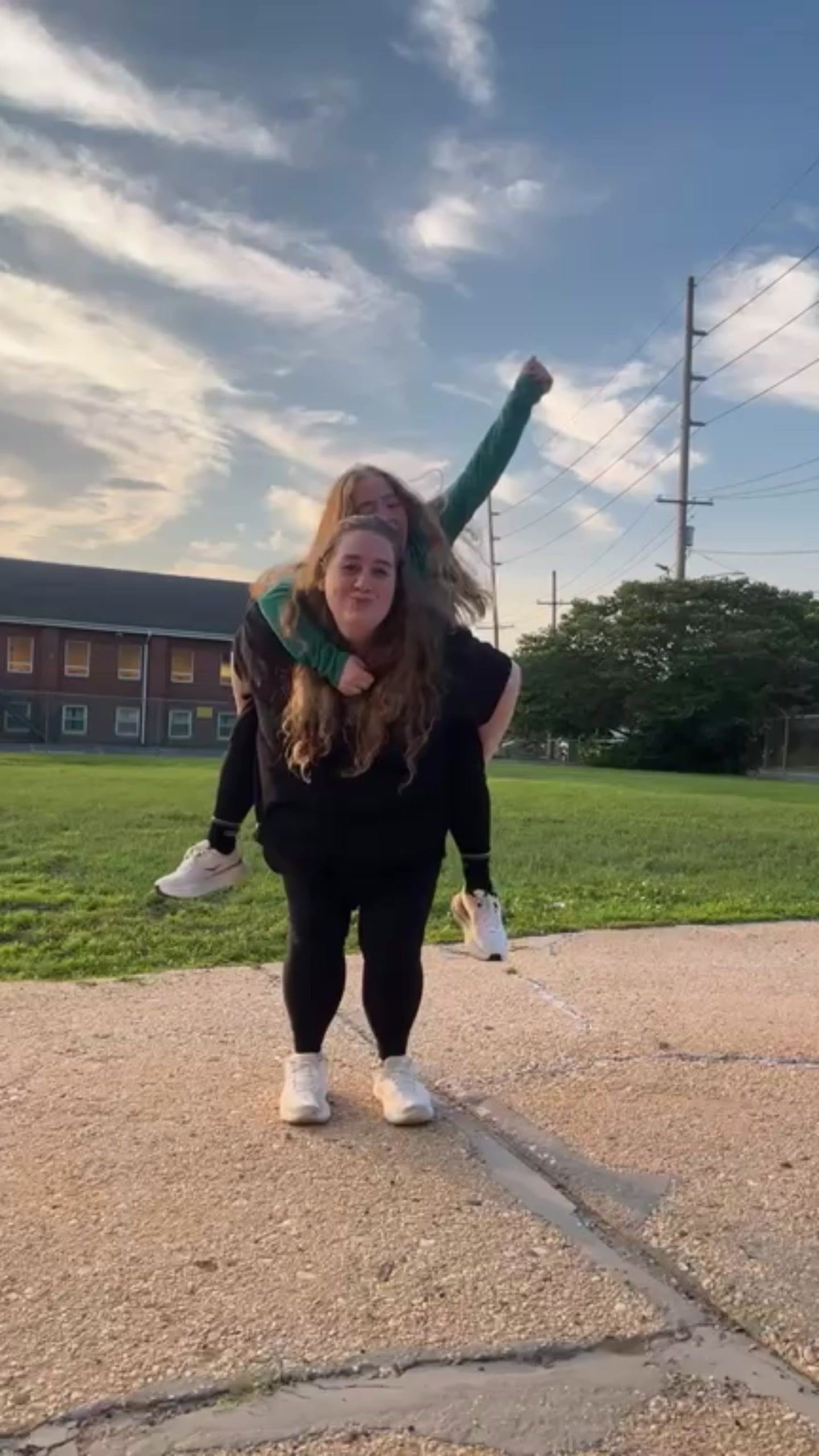 @rocheltravis