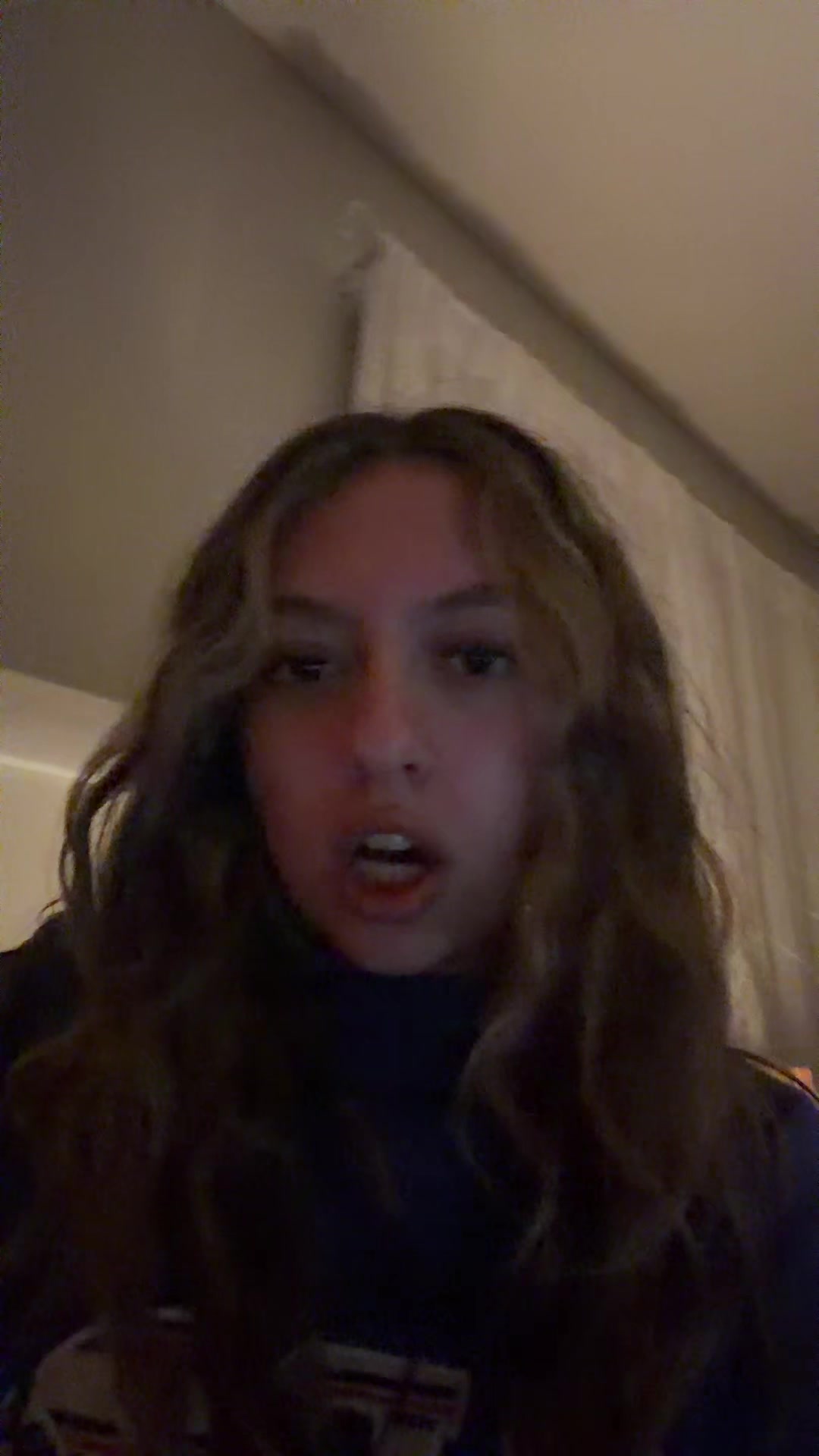 @isabella
