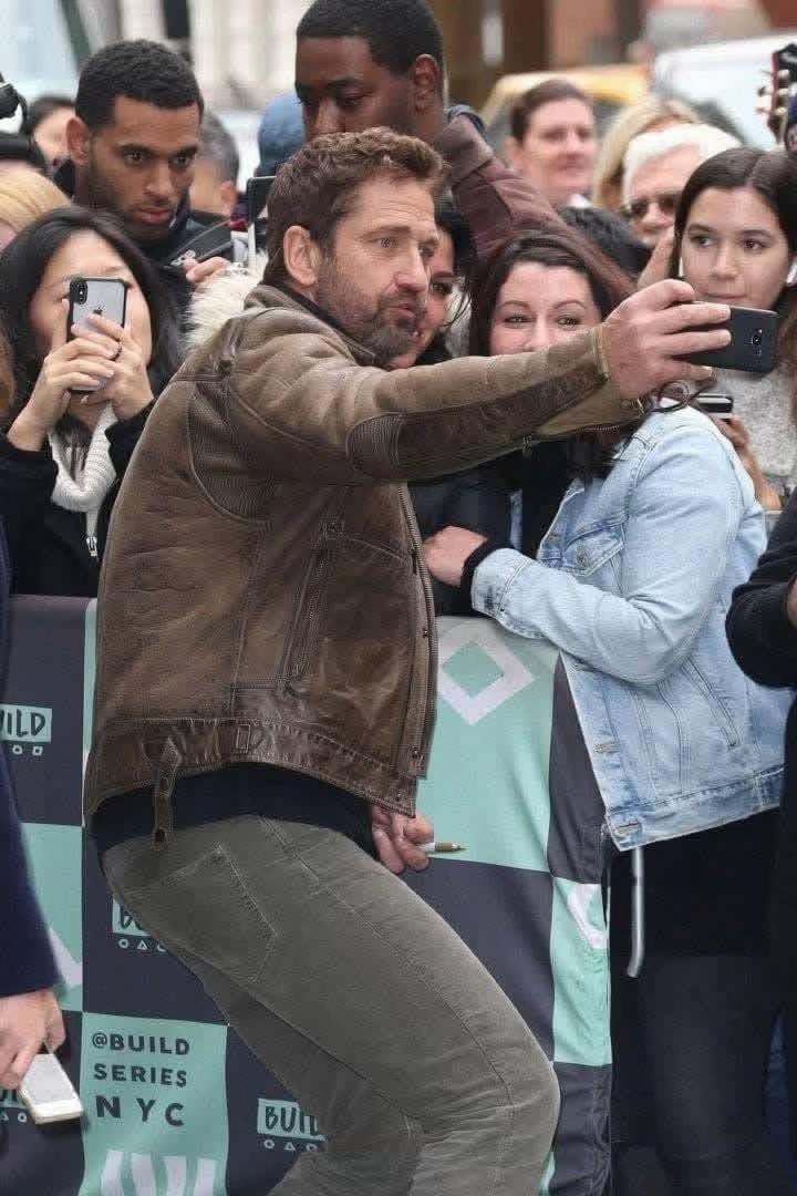 @Gerard Butler