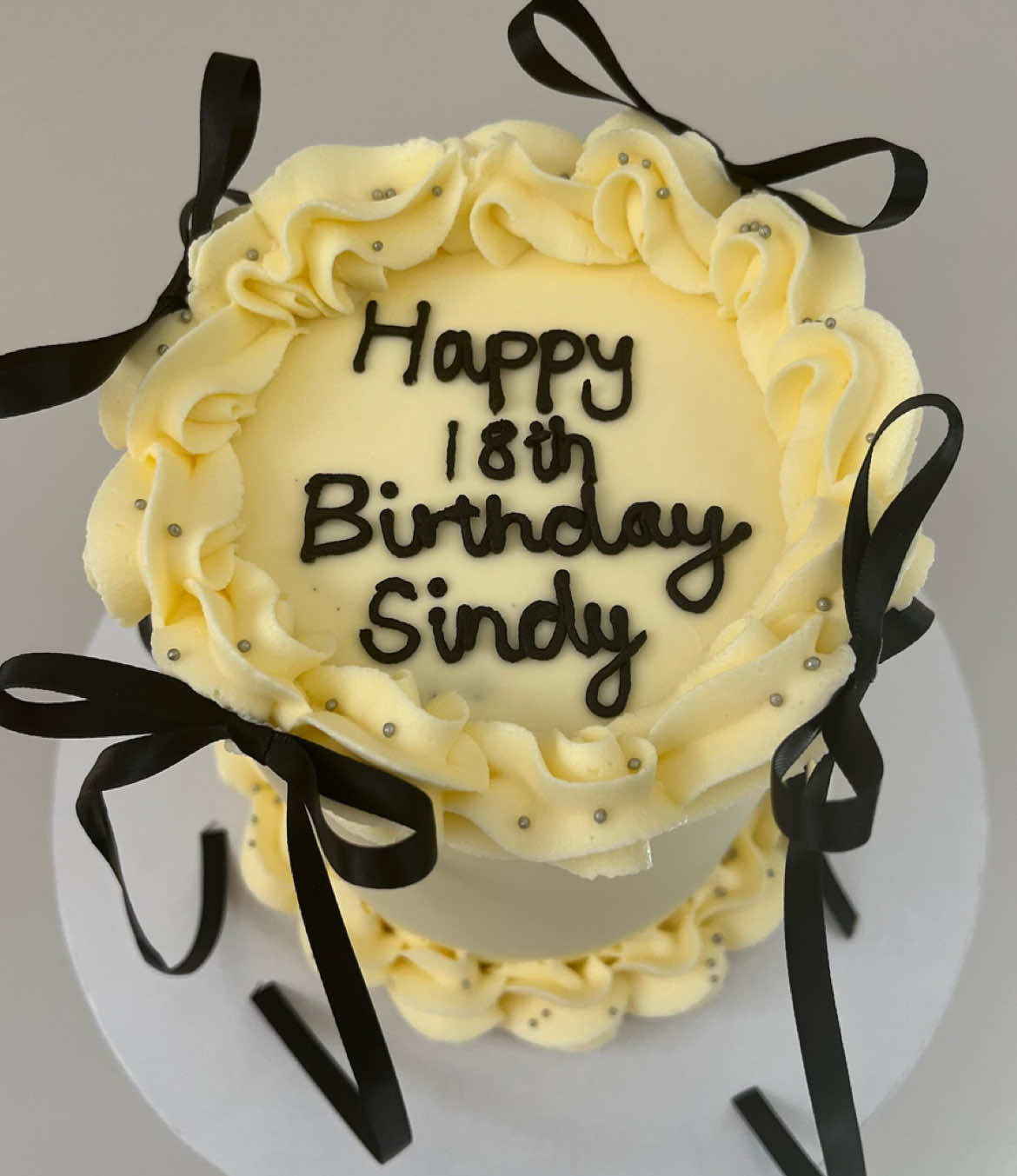 @bakedbythelakshe