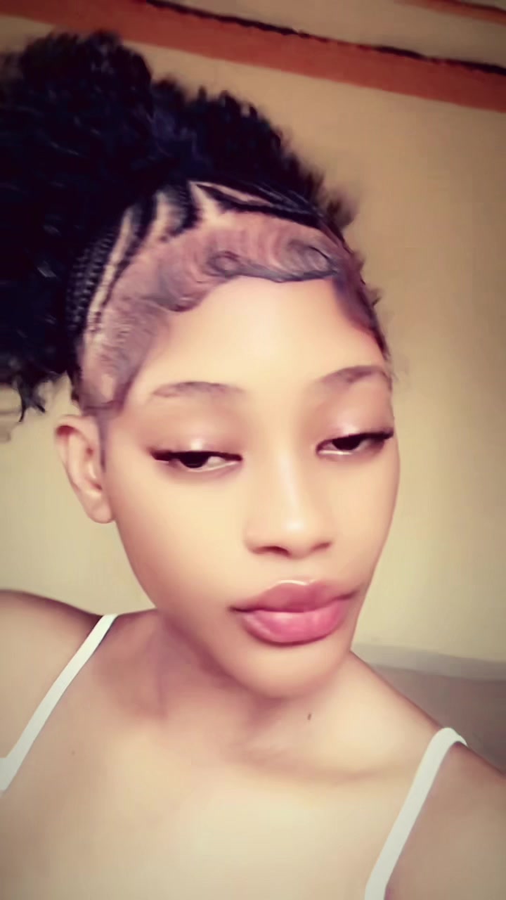 @Hazel 🇿🇦
