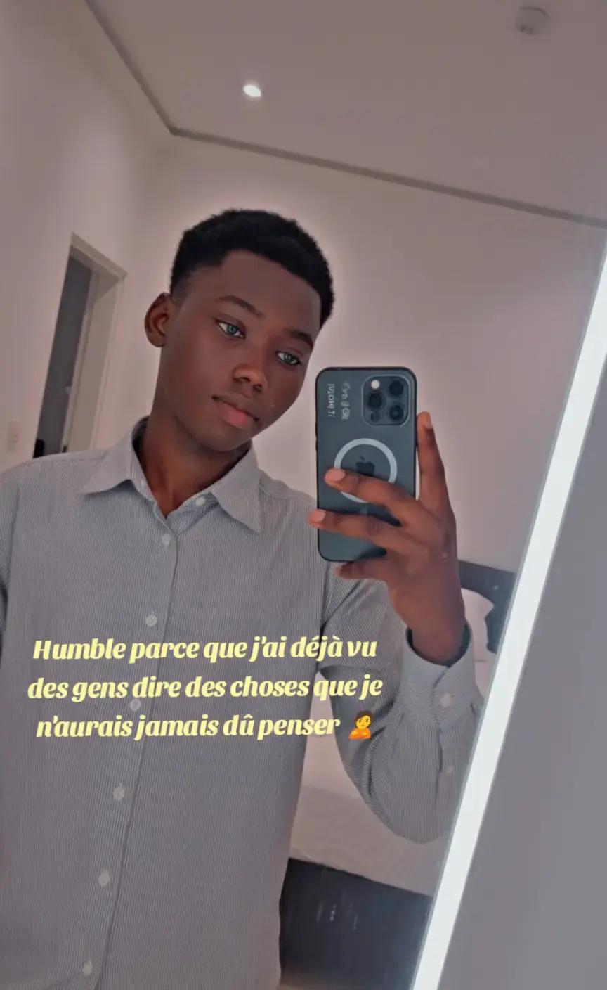 @Aũgũst Įn 🇧🇯🇫🇷