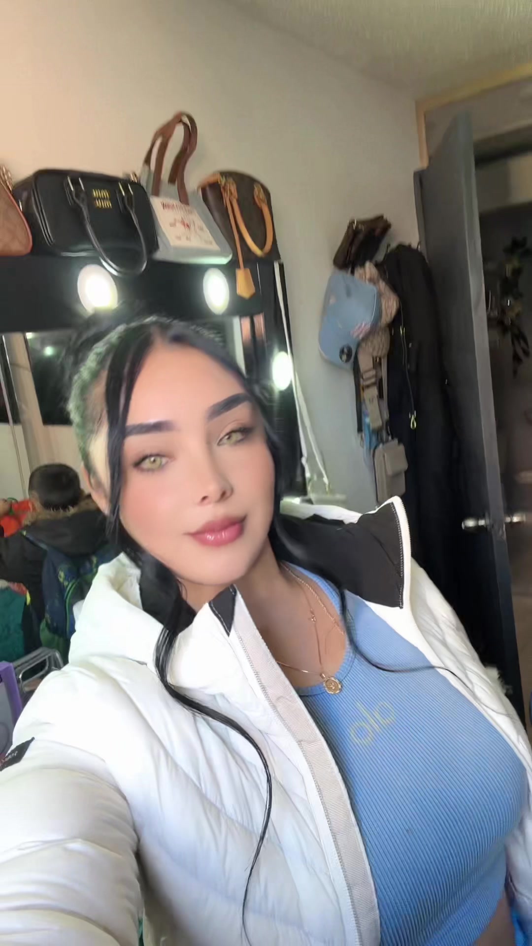 @KarolT