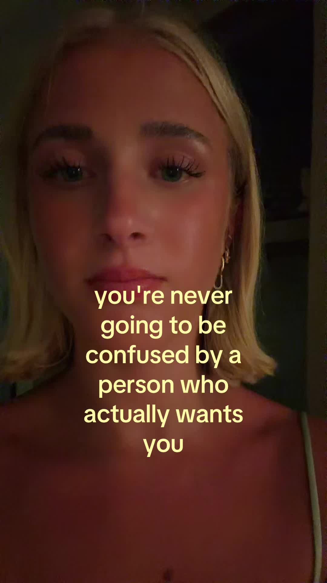 @theelliebarker