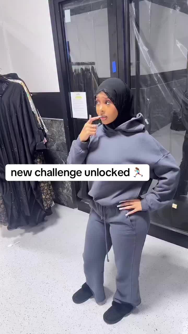 @🧕🏼