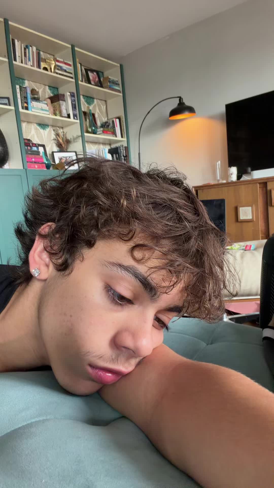 @iseezayy