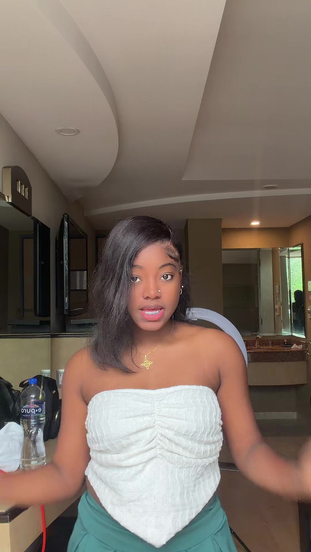 @analaura_joseph