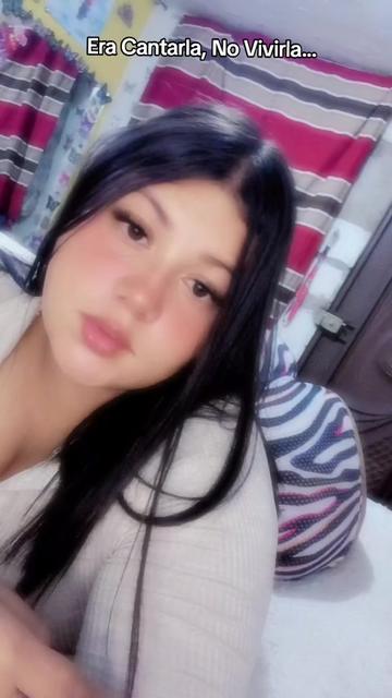 @Nicol♡