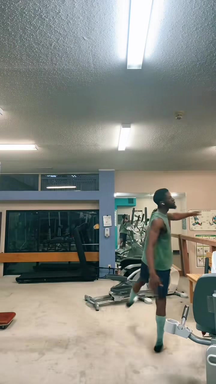 @ŴhineyWhiney💫