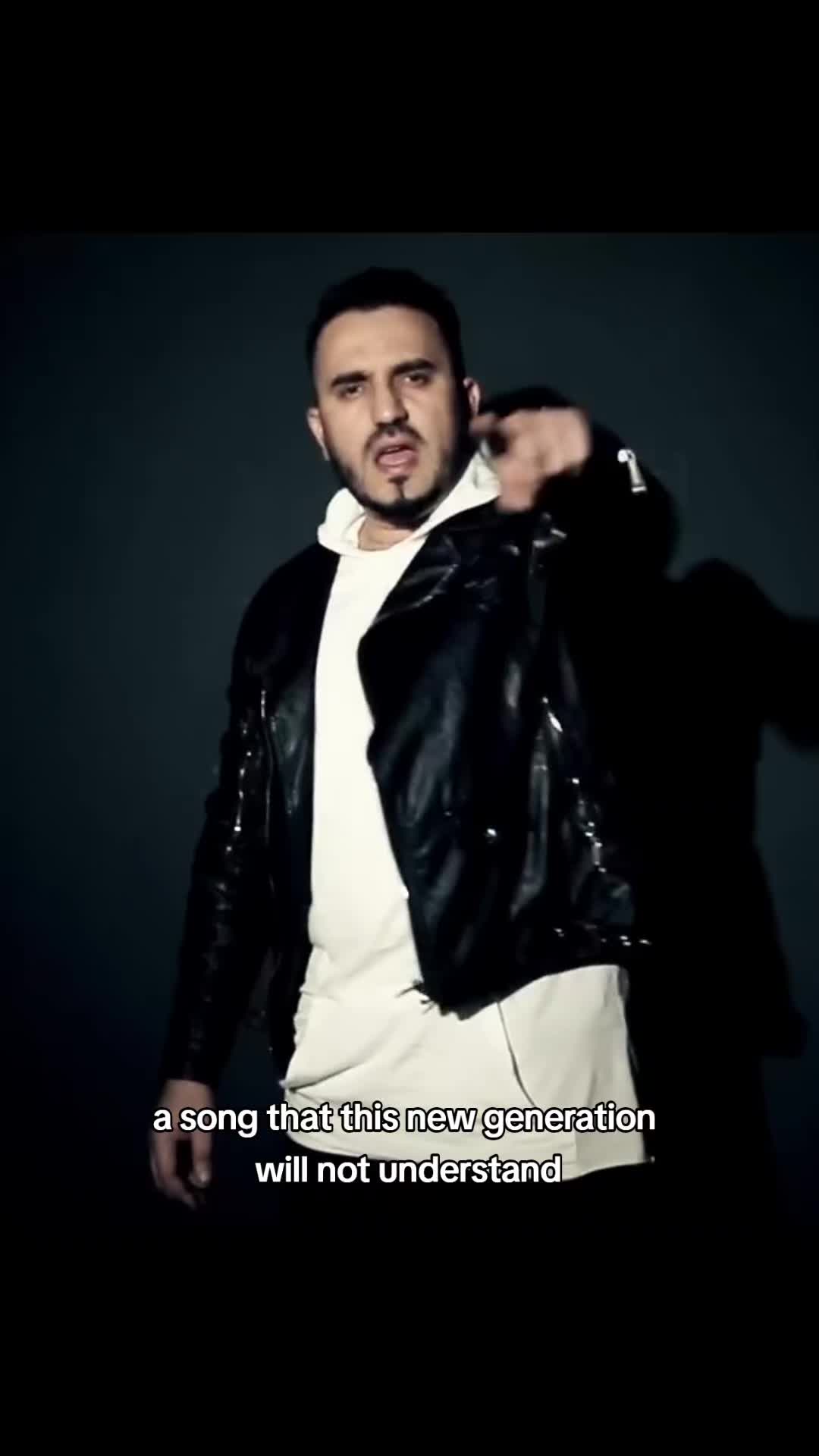 @😶&zwj;🌫️