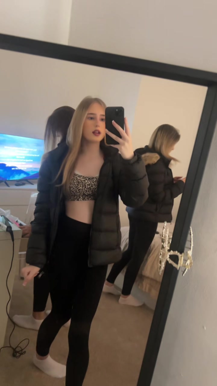 @𝐬𝐚𝐥𝐥𝐲𝐱𝐱