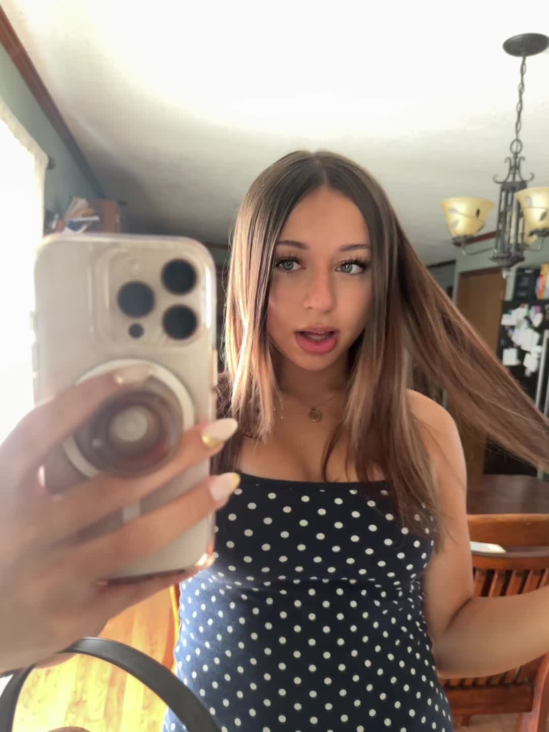 @Mynameizzybella
