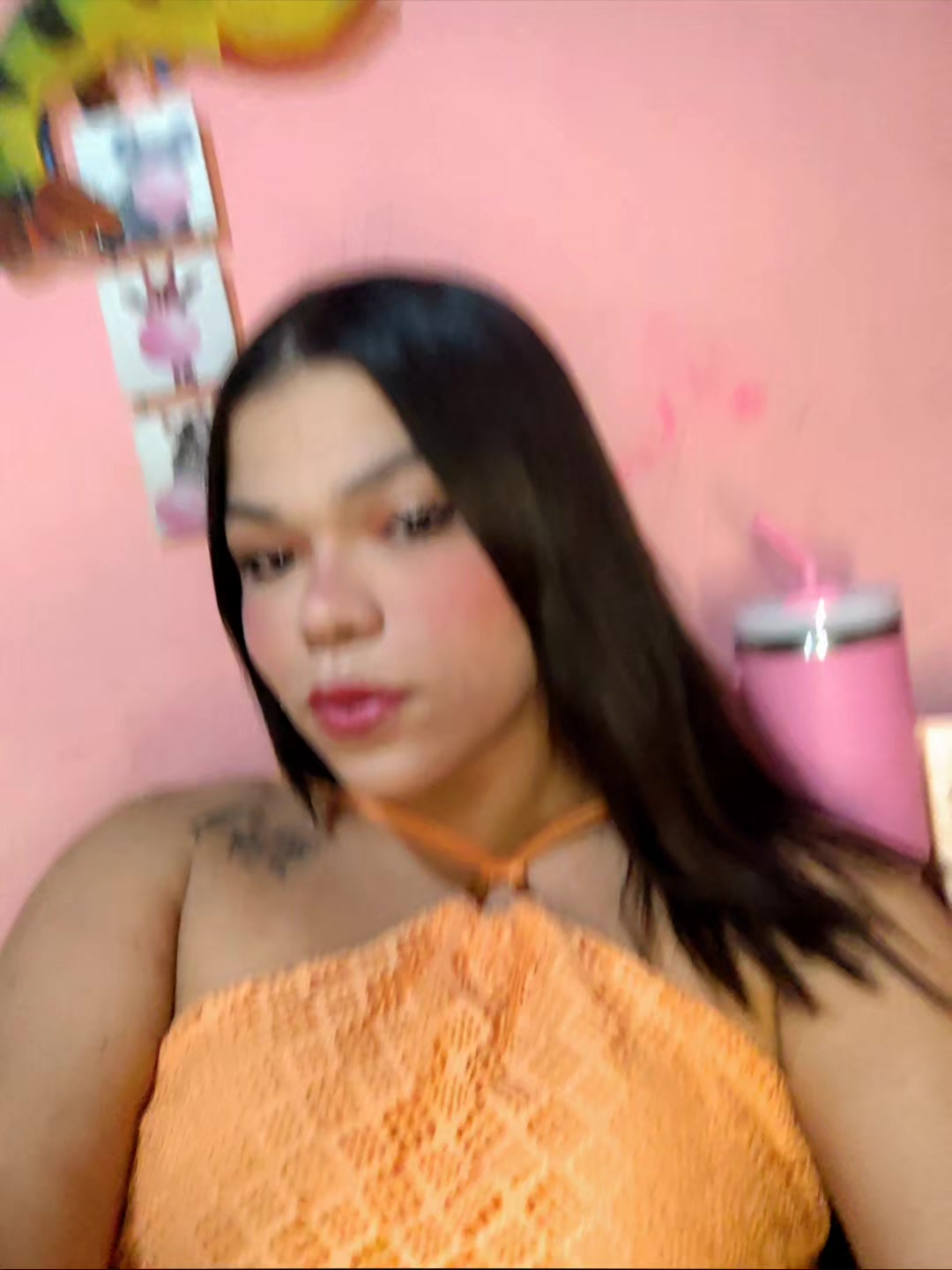 @Laura Santtys