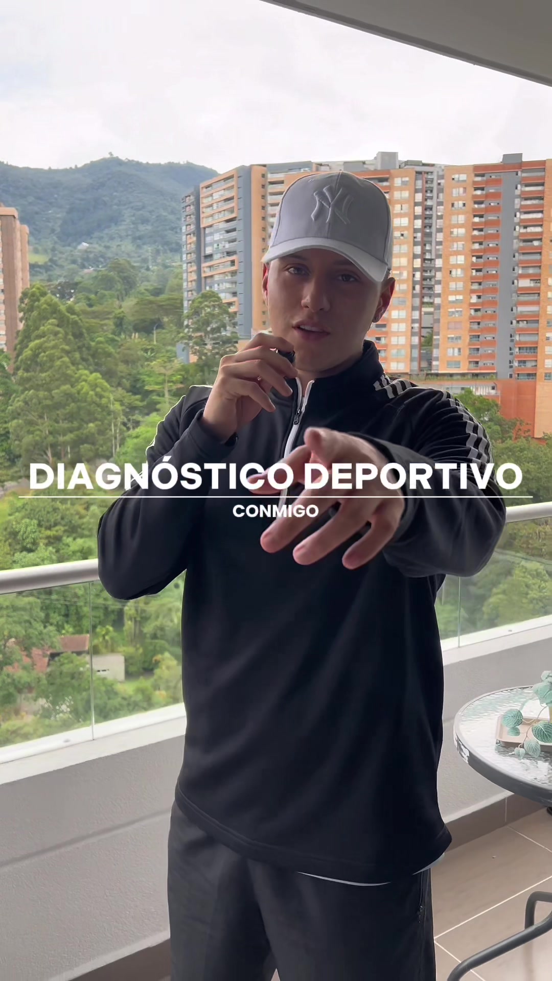 @Daniel Mont&uacute;far