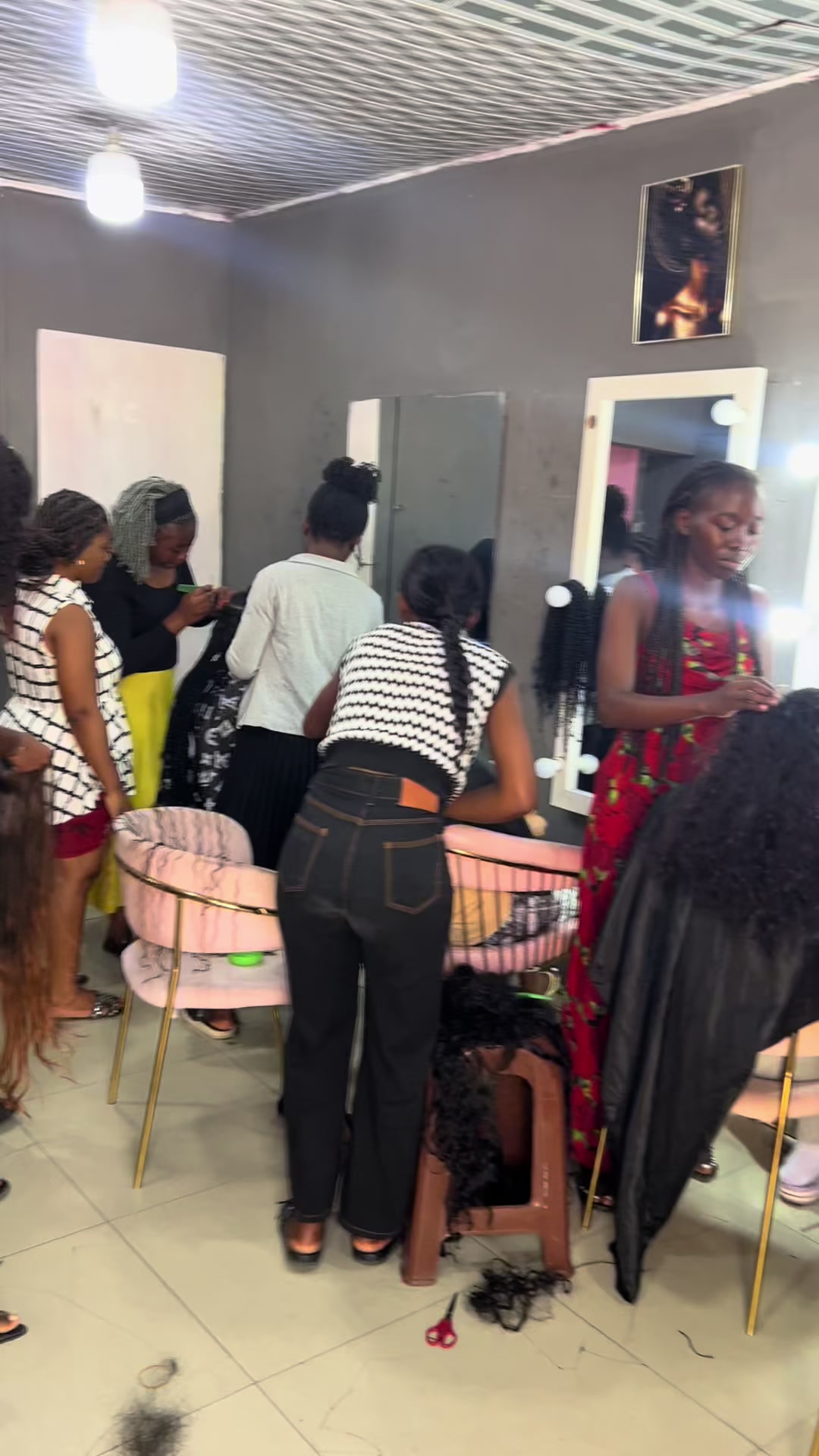 @Expert_em_tran&ccedil;as_africanas