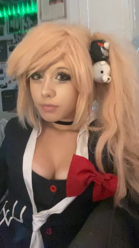@evangeline ⋆ ₊˚