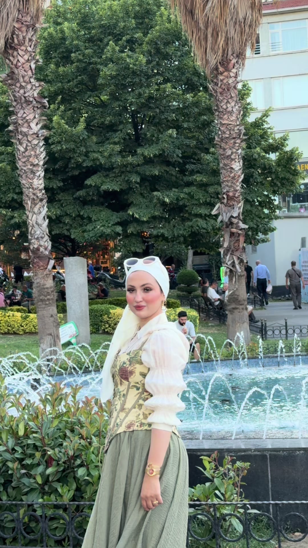 @Hela Chammem