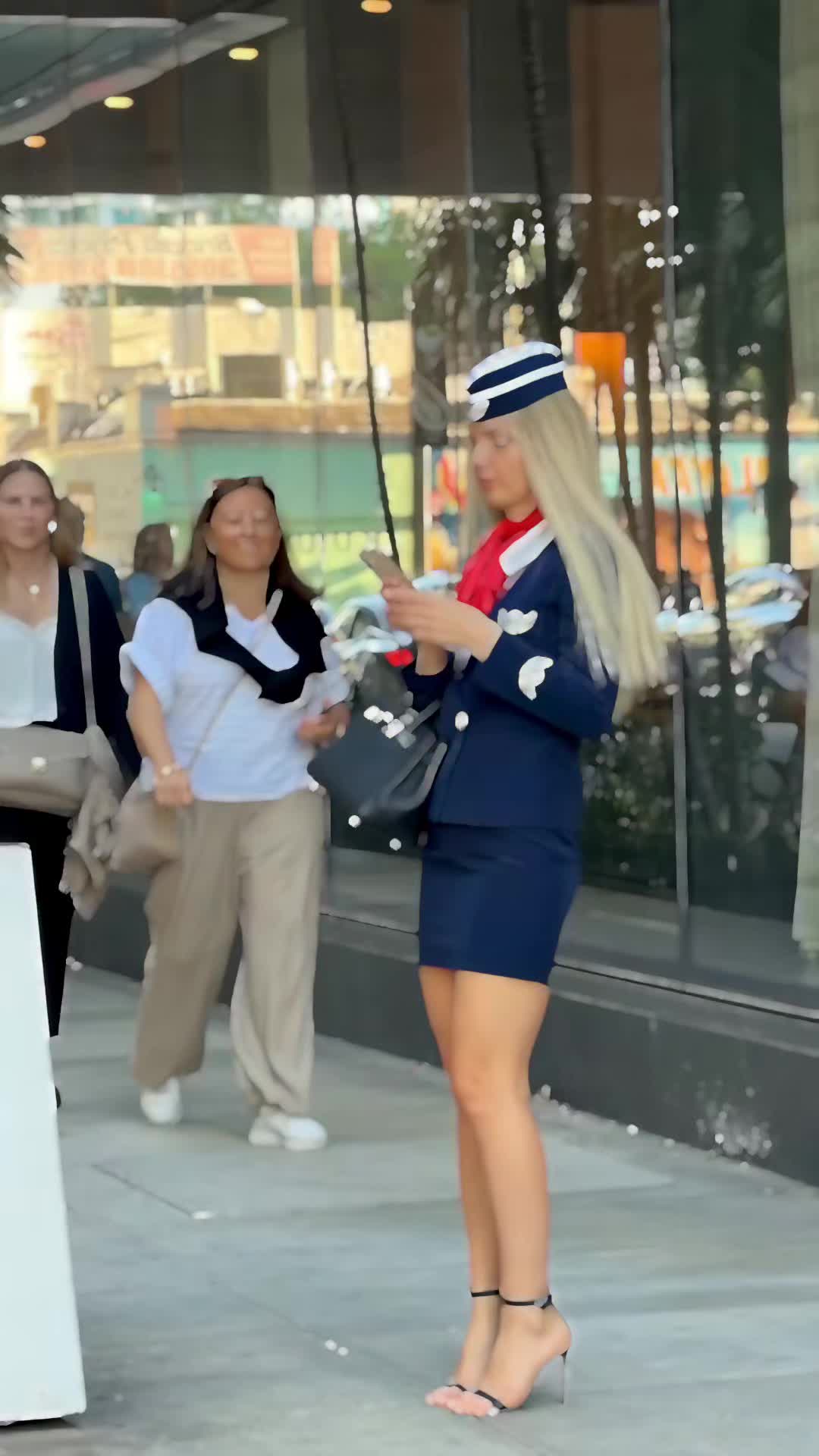 @Ryanair Cabin Crew