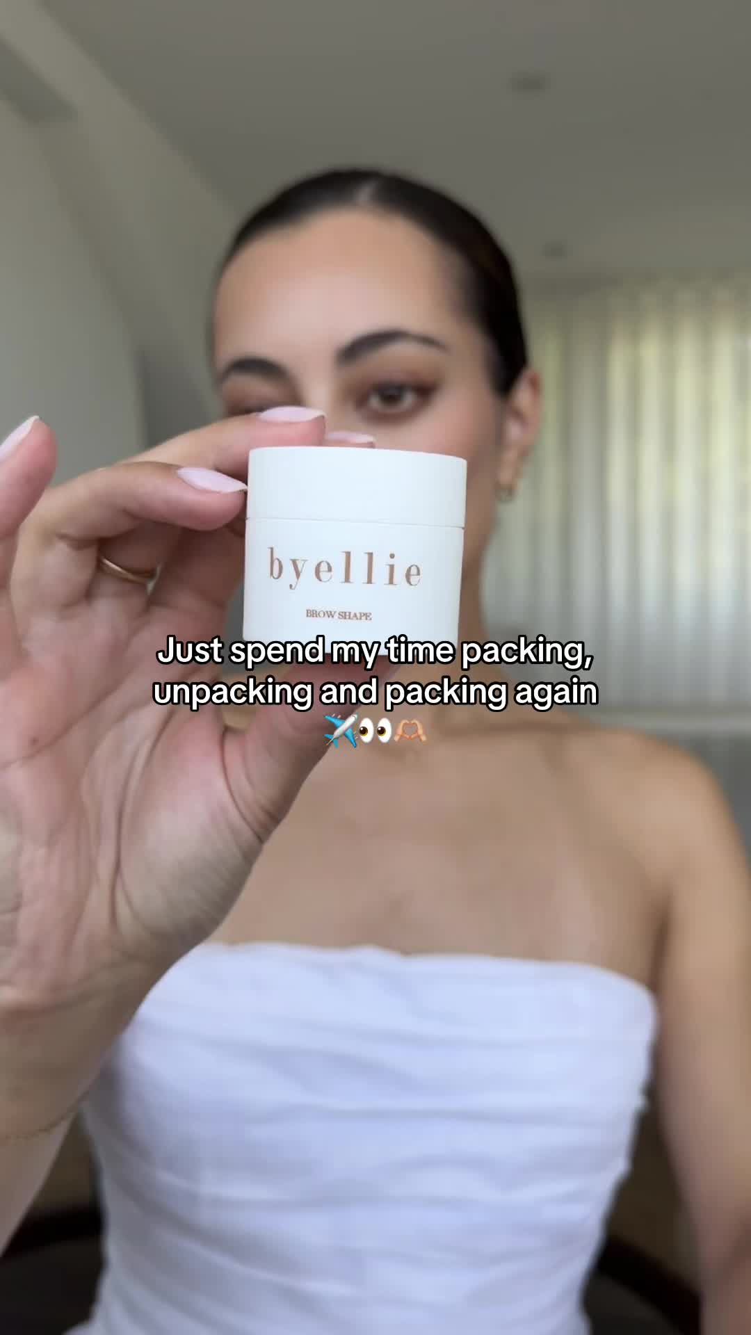 @byelliebeauty