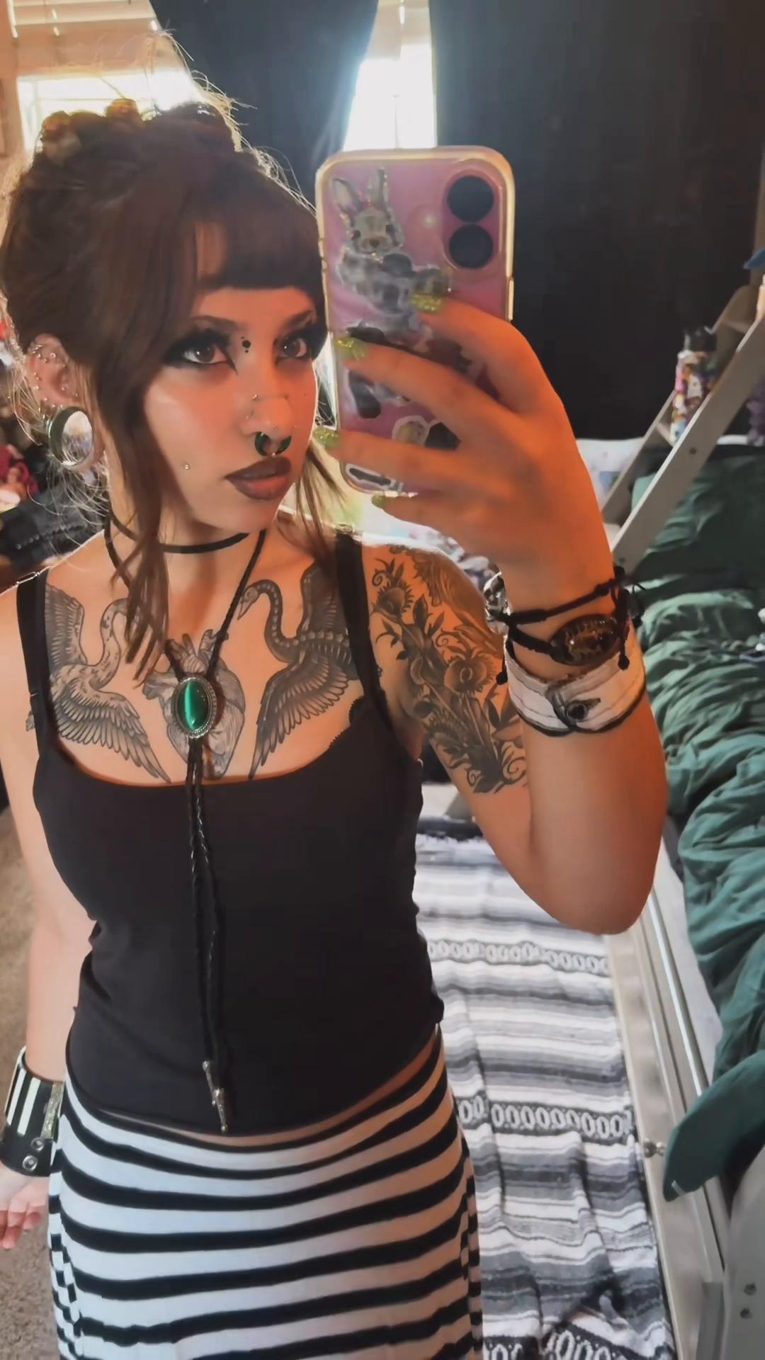 @Clitasaurus Rex🦖💐