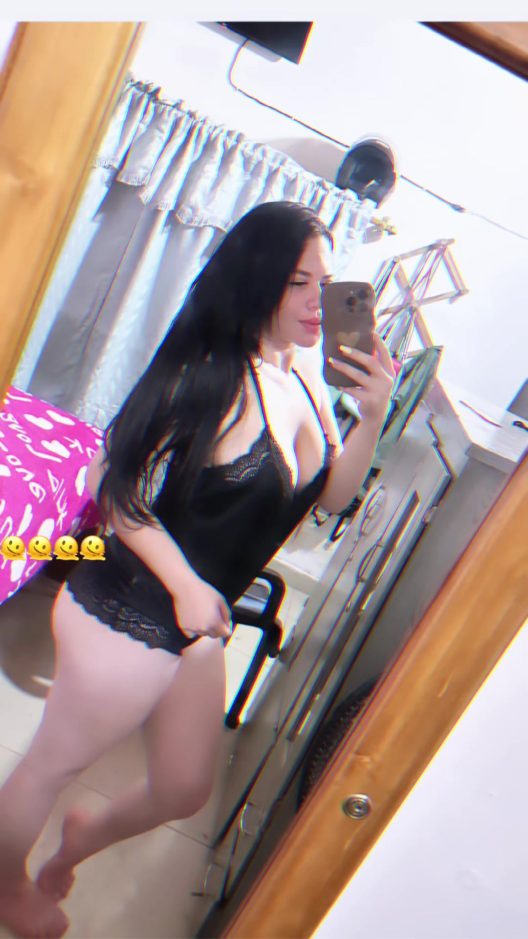 @Maria camila