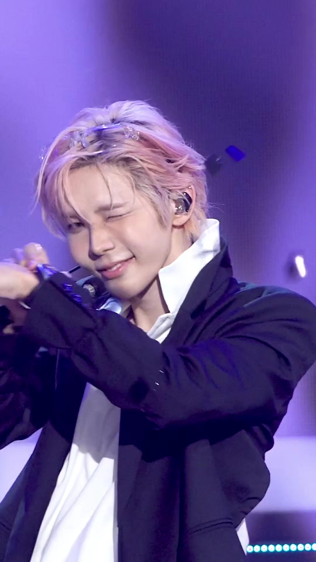 @kari 🕸️ | fancams!