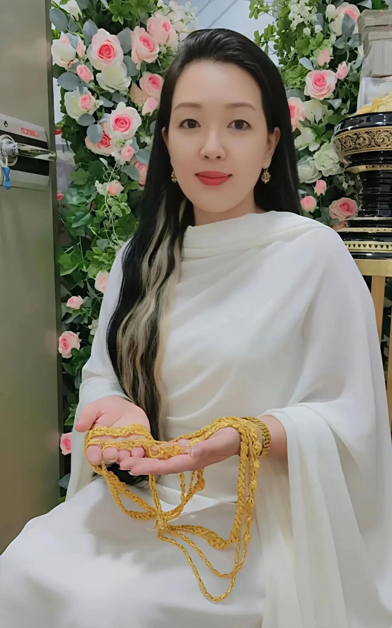 @Abundance Coach Ma Thandar