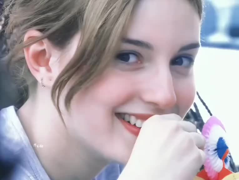 @Maria Valverde