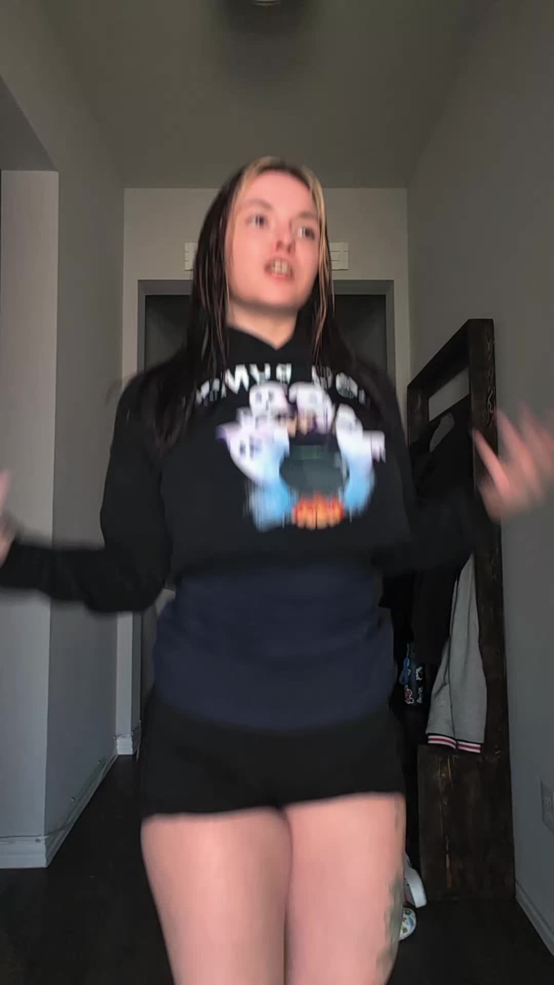@BibbidiBobiBoo | Streamer