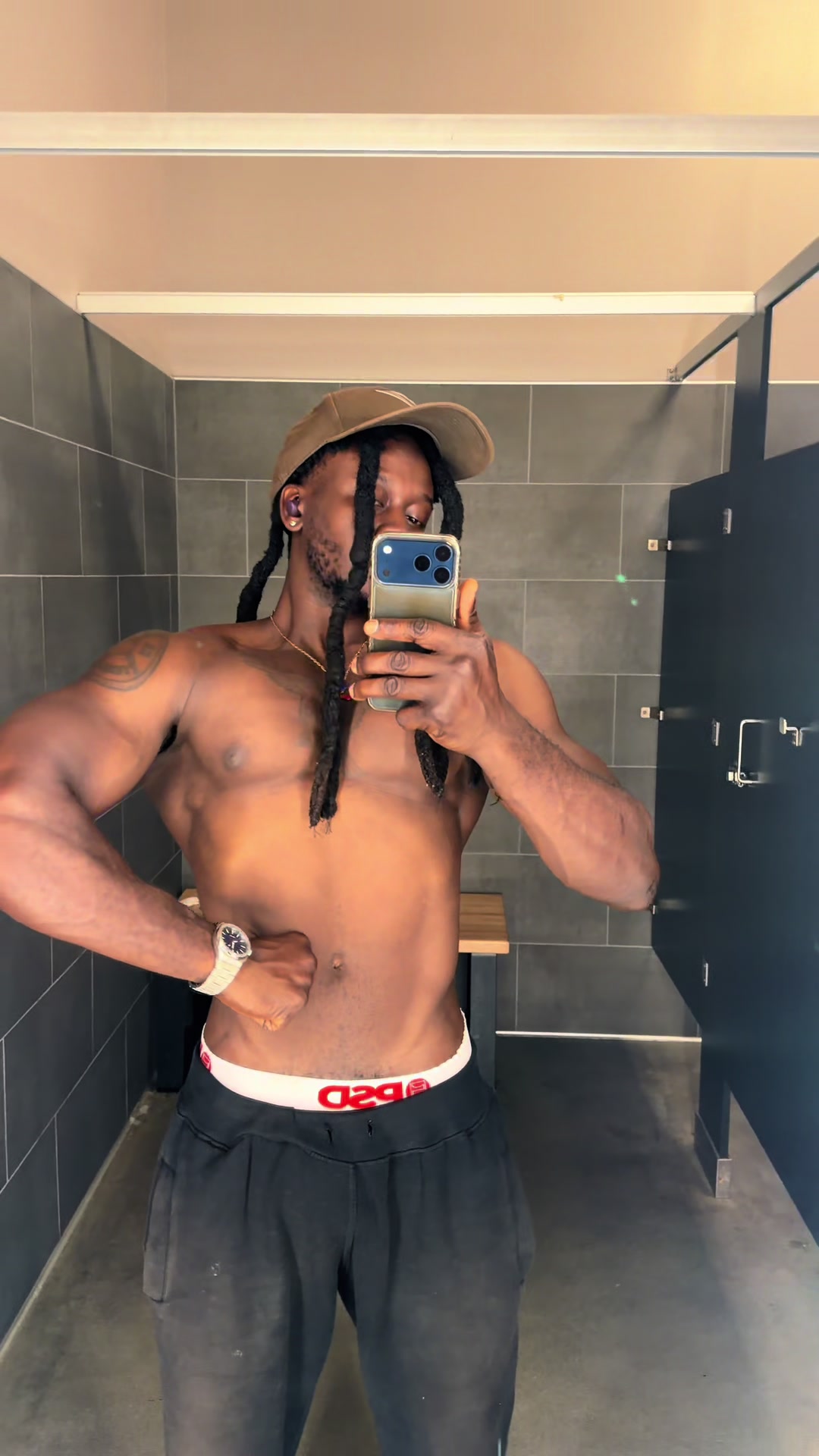 @Shredded_steve