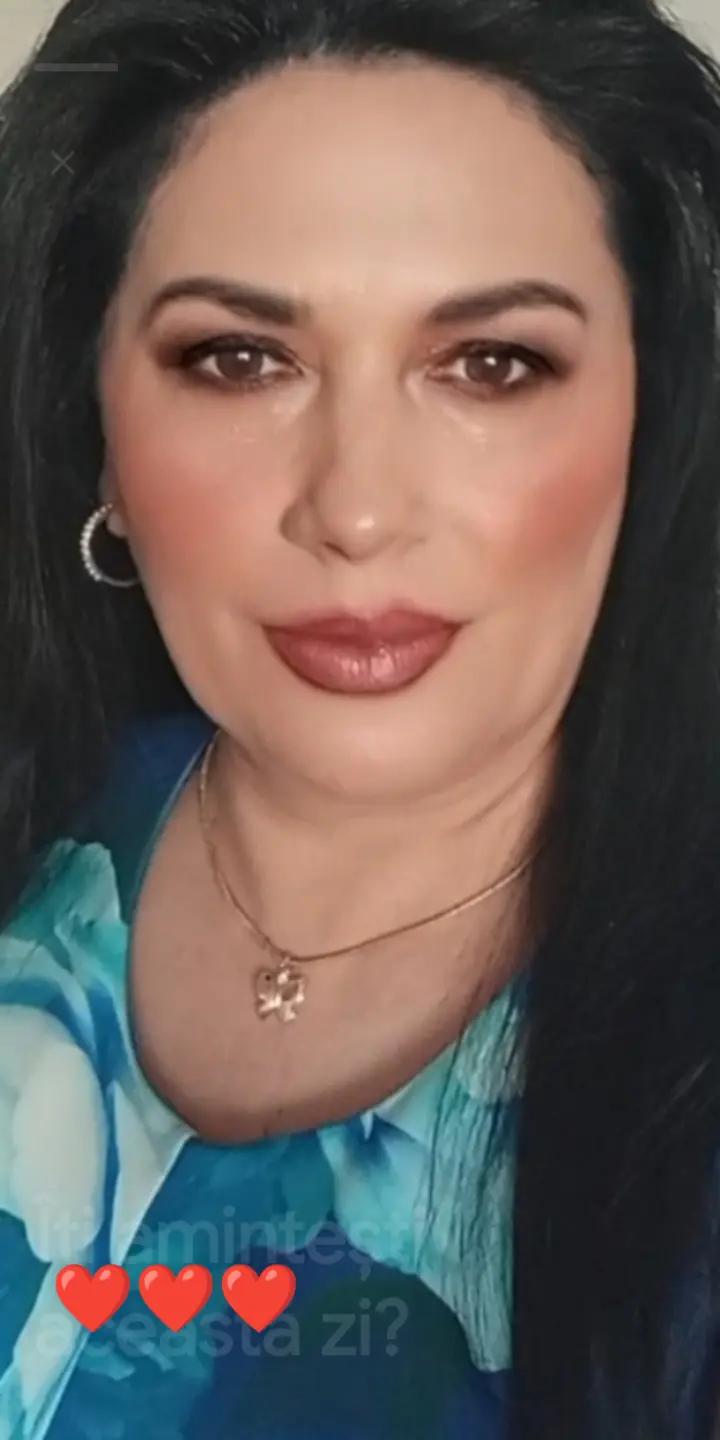 @Irina Enache