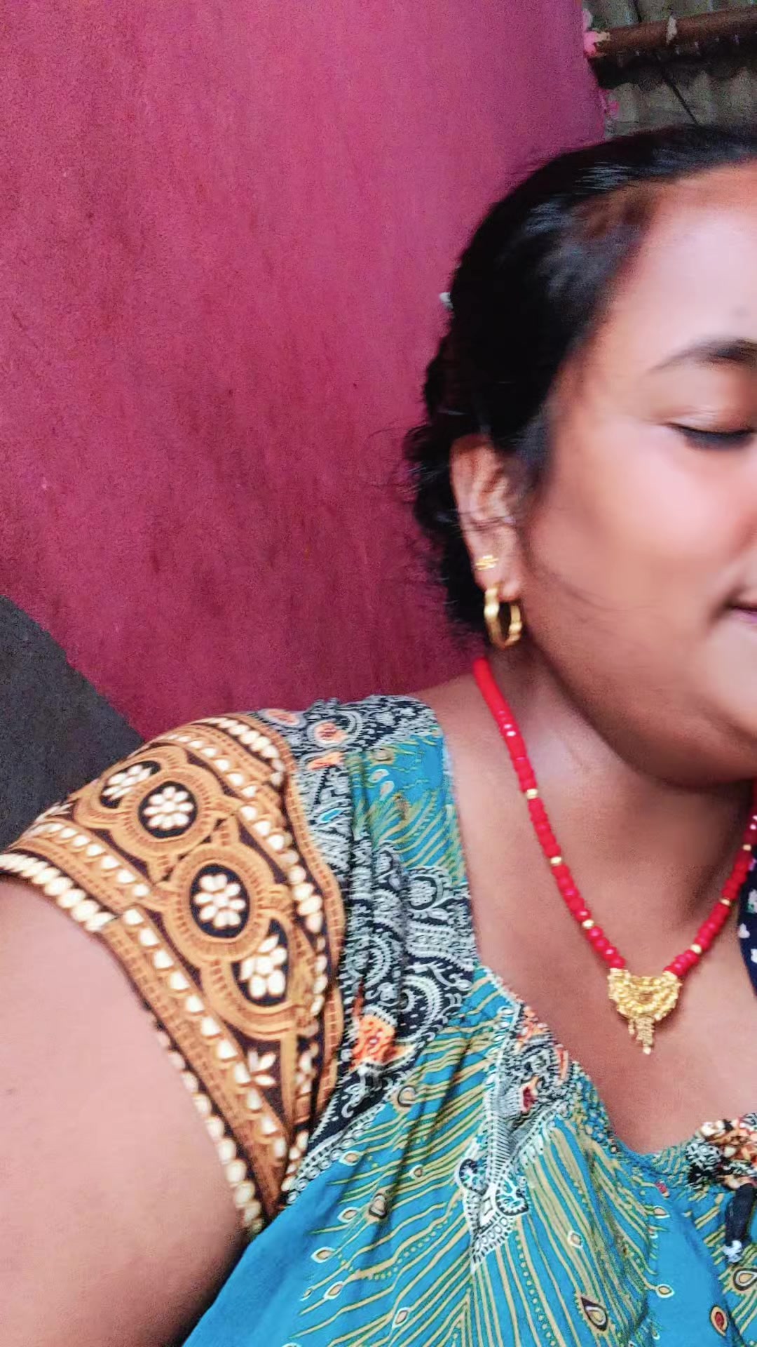 @मिना मगर 💖