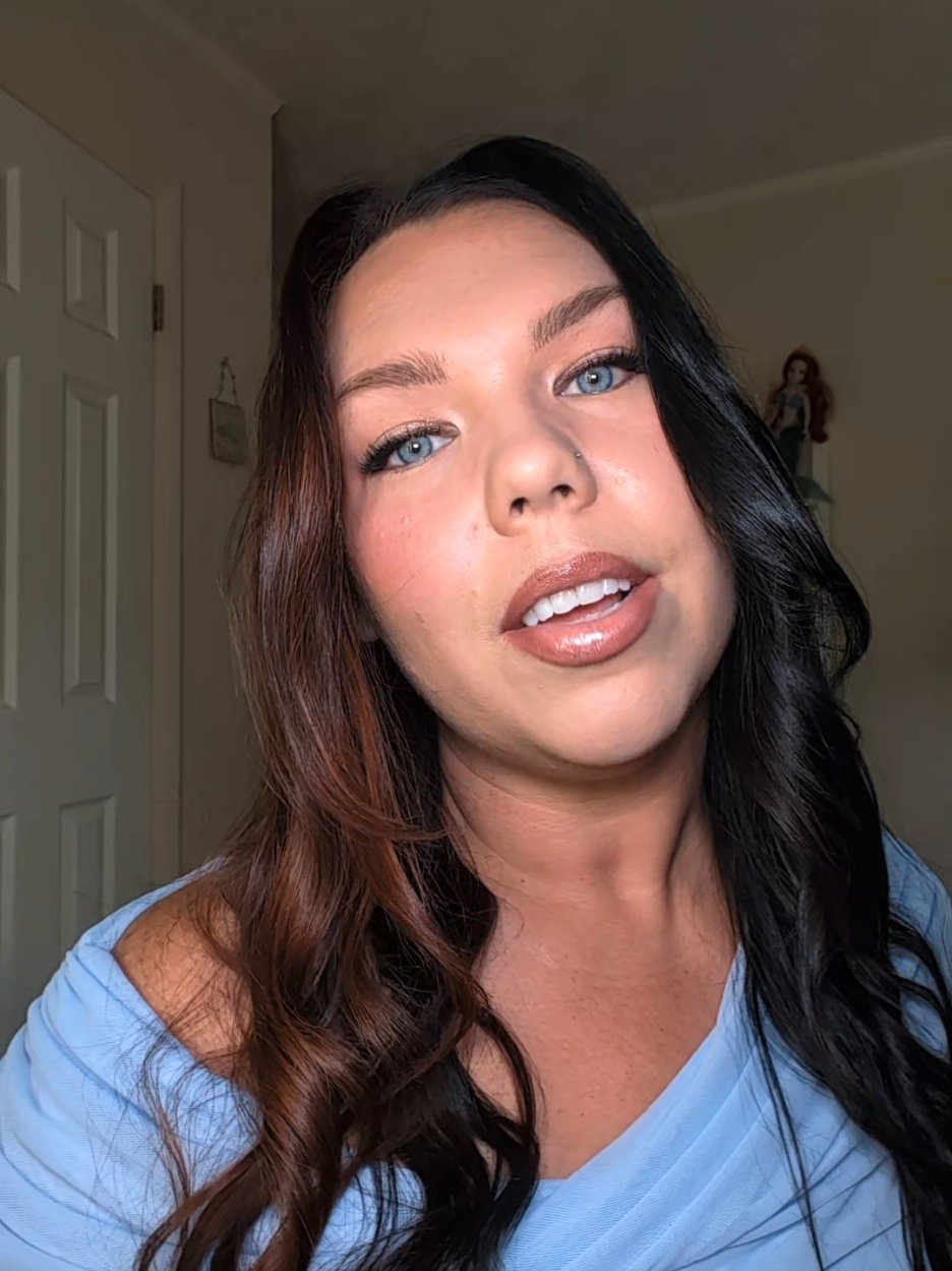 @ChelsLaray 🖤