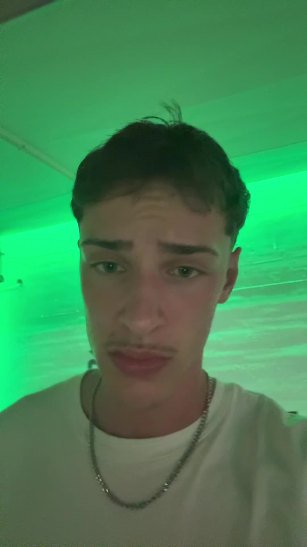 @simon